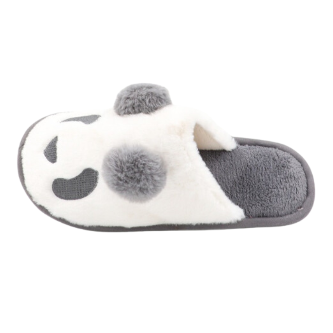 Plüsch-Panda-Hausschuhe - 3 Farben