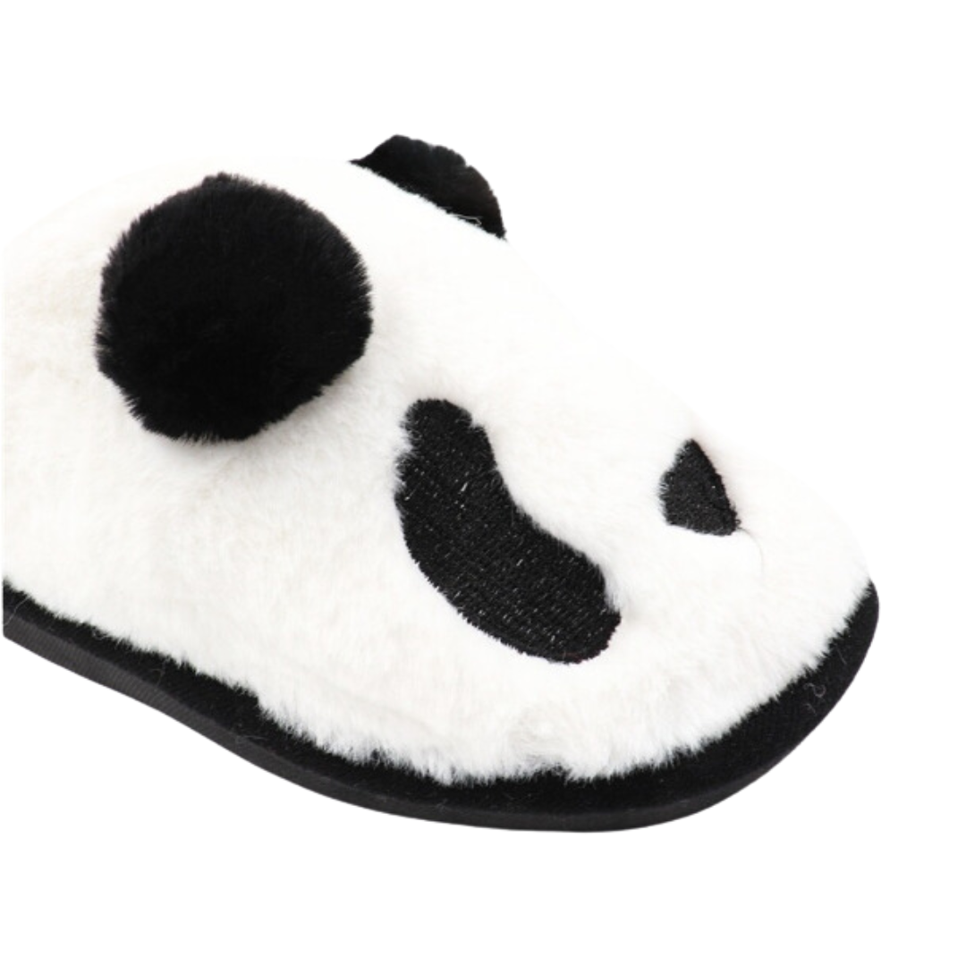 Plüsch-Panda-Hausschuhe - 3 Farben
