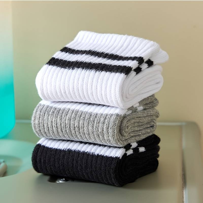 6 Paar Gestreifte Unisex Sportsocken - Bequem und Strapazierfähig