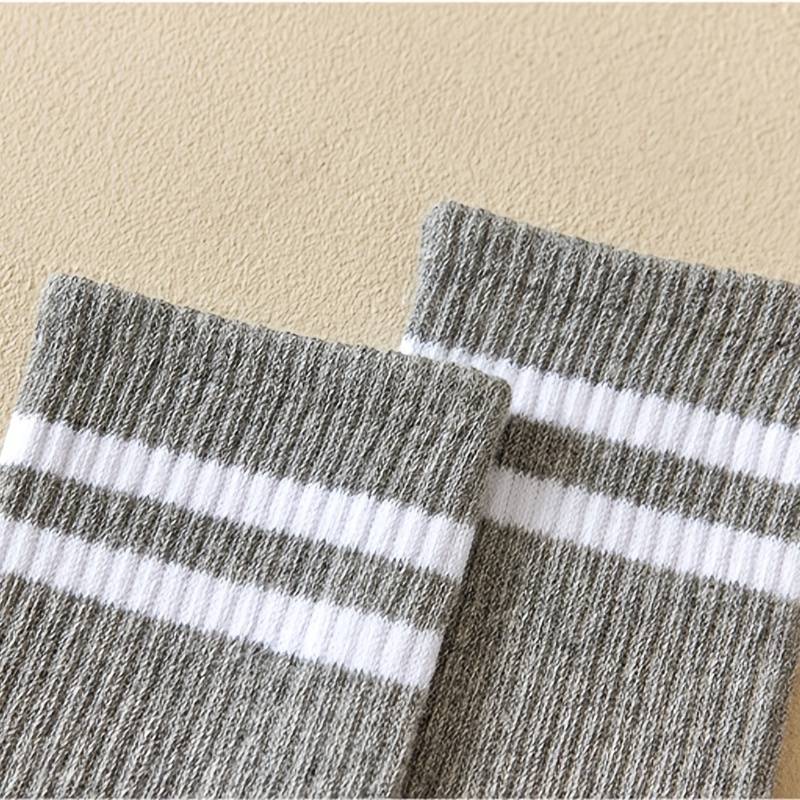 6 Paar Gestreifte Unisex Sportsocken - Bequem und Strapazierfähig