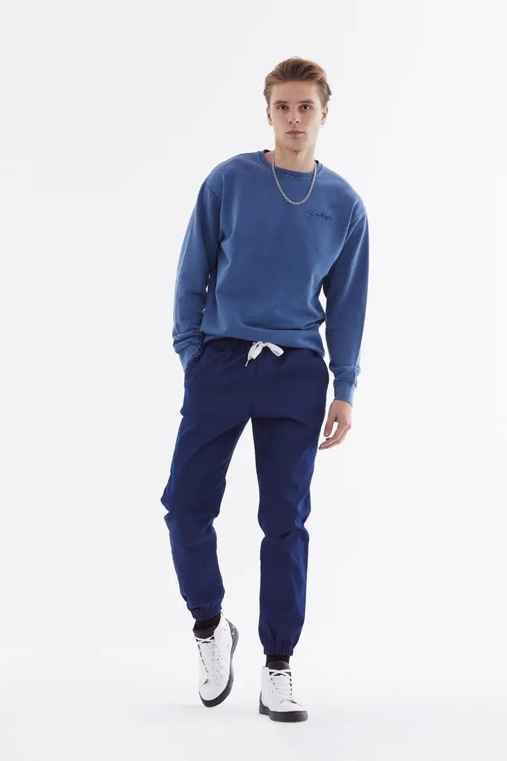 Sweatshirt mit Wickelstickerei und Stückfärben-Effekt aus 100% Baumwolle