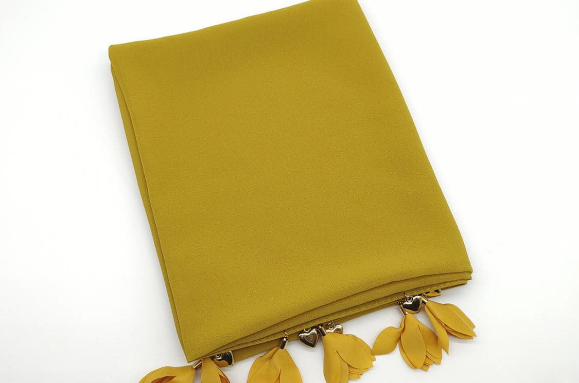 Hijab Chiffon 5 Farbe 180x75 cm Leicht 130g Optimaler Halt und Hoher Tragekomfor